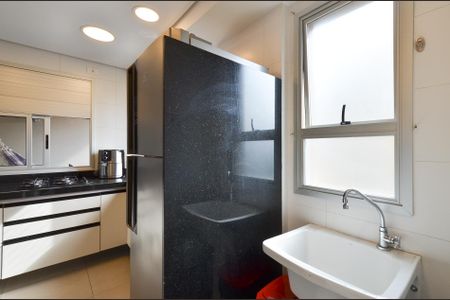 Apartamento para alugar com 68m², 2 quartos e 2 vagasÁrea de Serviço