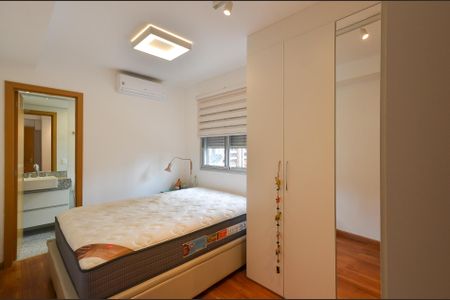 Apartamento para alugar com 68m², 2 quartos e 2 vagasSuíte