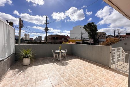 Casa à venda com 149m², 2 quartos e 2 vagas Casa à venda com 149m², 2 quartos e 2 vagasSacada
