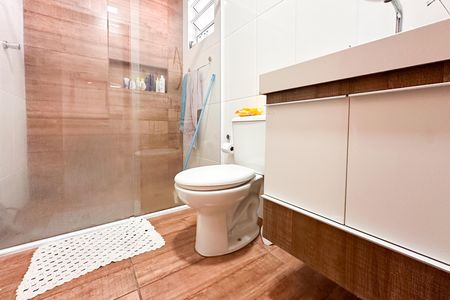 Casa à venda com 149m², 2 quartos e 2 vagas Casa à venda com 149m², 2 quartos e 2 vagasBanheiro da Suíte 2