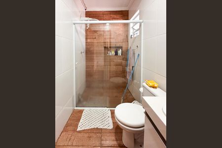 Casa à venda com 149m², 2 quartos e 2 vagas Casa à venda com 149m², 2 quartos e 2 vagasBanheiro da Suíte 2