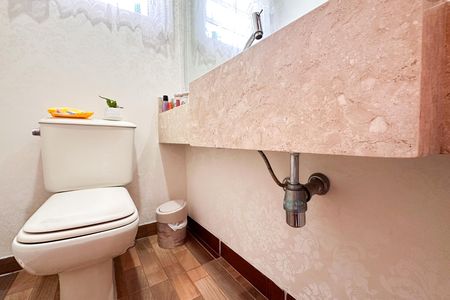Casa à venda com 149m², 2 quartos e 2 vagas Casa à venda com 149m², 2 quartos e 2 vagasLavabo