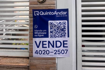Casa à venda com 149m², 2 quartos e 2 vagas Casa à venda com 149m², 2 quartos e 2 vagasPlaca