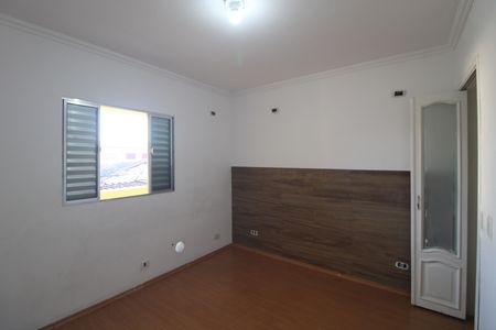 Casa para alugar com 100m², 2 quartos e 2 vagasQuarto 1