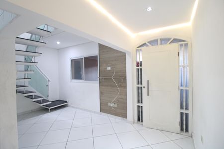 Sala de casa para alugar com 2 quartos, 100m² em Vila Arriete, São Paulo