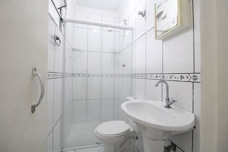 Casa para alugar com 100m², 2 quartos e 2 vagasBanheiro