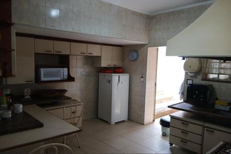 Casa à venda com 253m², 4 quartos e 5 vagas Casa à venda com 253m², 4 quartos e 5 vagasFoto 28