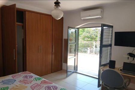 Casa à venda com 253m², 4 quartos e 5 vagas Casa à venda com 253m², 4 quartos e 5 vagasFoto 33