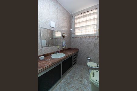 Casa à venda com 125m², 2 quartos e 2 vagas