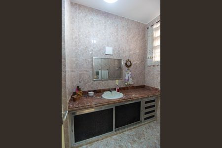 Casa à venda com 125m², 2 quartos e 2 vagas