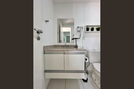 Apartamento para alugar com 42m², 1 quarto e 1 vaga Apartamento para alugar com 42m², 1 quarto e 1 vagaBanheiro