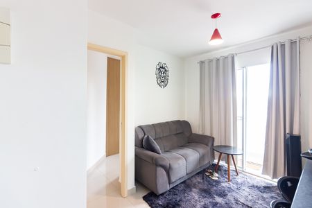 Sala  de apartamento para alugar com 1 quarto, 35m² em Km 18, Osasco