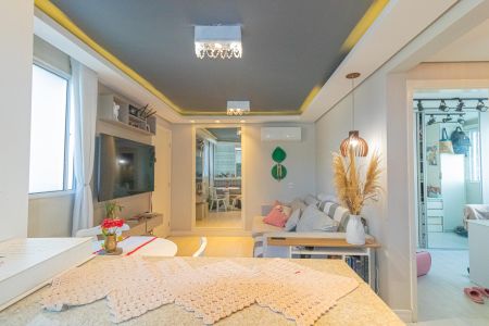 Apartamento à venda com 47m², 2 quartos e 1 vaga Apartamento à venda com 47m², 2 quartos e 1 vagaSala/Cozinha