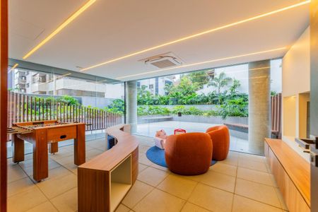 Foto 32 de apartamento à venda com 2 quartos, 170m² em Petrópolis, Porto Alegre