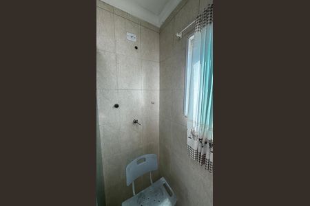 Casa à venda com 198m², 4 quartos e 2 vagas Casa à venda com 198m², 4 quartos e 2 vagasBanheiro da Suíte