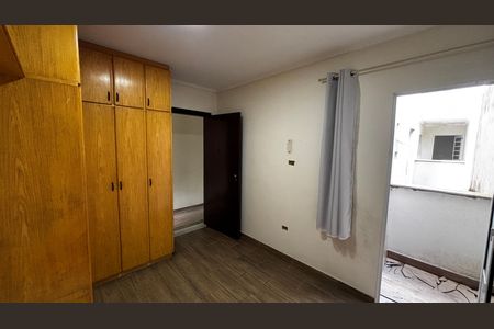 Casa à venda com 198m², 4 quartos e 2 vagas Casa à venda com 198m², 4 quartos e 2 vagasQuarto 1