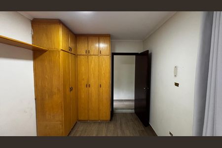 Casa à venda com 198m², 4 quartos e 2 vagas Casa à venda com 198m², 4 quartos e 2 vagasQuarto 1