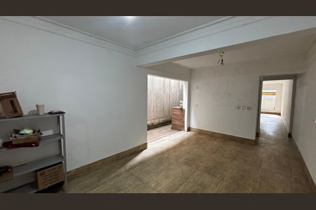 Casa à venda com 198m², 4 quartos e 2 vagas Casa à venda com 198m², 4 quartos e 2 vagasSala de Jantar