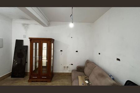 Casa à venda com 198m², 4 quartos e 2 vagas Casa à venda com 198m², 4 quartos e 2 vagasCozinha