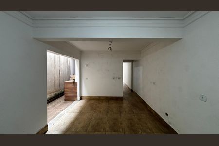 Casa à venda com 198m², 4 quartos e 2 vagas Casa à venda com 198m², 4 quartos e 2 vagasSala de Jantar
