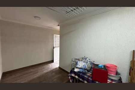 Casa à venda com 198m², 4 quartos e 2 vagas Casa à venda com 198m², 4 quartos e 2 vagasÁrea de Serviço
