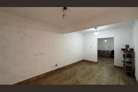 Casa à venda com 198m², 4 quartos e 2 vagas Casa à venda com 198m², 4 quartos e 2 vagasSala de Jantar