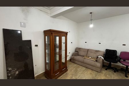 Casa à venda com 198m², 4 quartos e 2 vagas Casa à venda com 198m², 4 quartos e 2 vagasCozinha