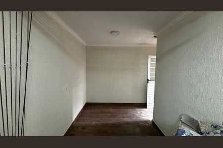 Casa à venda com 198m², 4 quartos e 2 vagas Casa à venda com 198m², 4 quartos e 2 vagasÁrea de Serviço