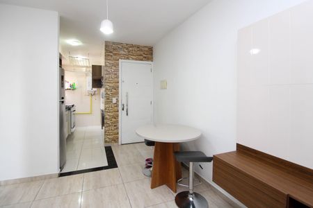 Sala  de apartamento para alugar com 2 quartos, 40m² em Jardim Umarizal, São Paulo