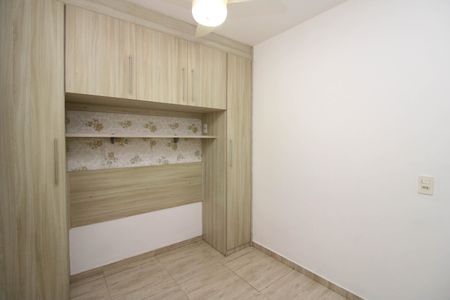 Quarto 1 de apartamento para alugar com 2 quartos, 40m² em Jardim Umarizal, São Paulo