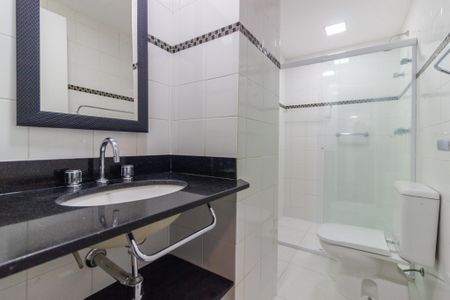 Banheiro de apartamento para alugar com 1 quarto, 38m² em Jardim Paulista, São Paulo