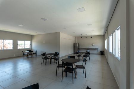 Apartamento à venda com 50m², 2 quartos e 1 vaga Apartamento à venda com 50m², 2 quartos e 1 vagaÁrea comum - Salão de festas