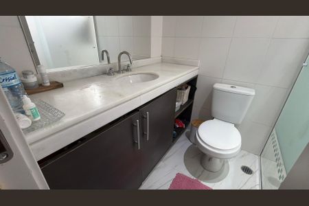 Apartamento à venda com 95m², 3 quartos e 2 vagasBanheiro da Suíte
