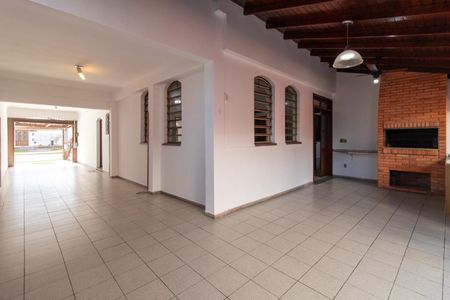 Casa à venda com 280m², 4 quartos e 4 vagasQuintal