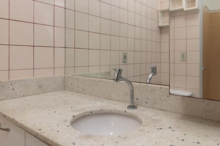 Casa à venda com 280m², 4 quartos e 4 vagasÁrea de Serviço