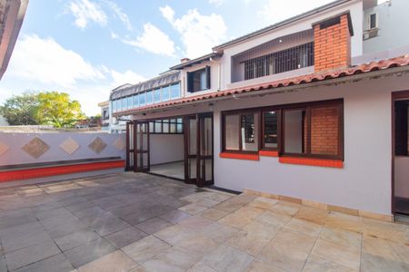 Casa à venda com 280m², 4 quartos e 4 vagasQuintal