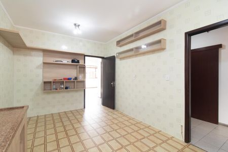 Casa à venda com 280m², 4 quartos e 4 vagasCozinha