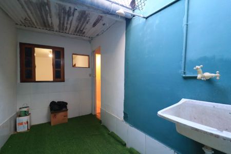 Casa para alugar com 60m², 1 quarto e 1 vagaÁrea de Serviço