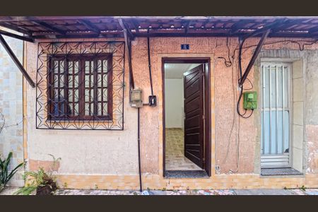 Casa para alugar com 60m², 1 quarto e 1 vagaFachada casa