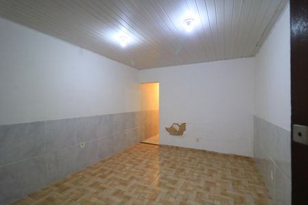 Sala de casa para alugar com 1 quarto, 60m² em Encantado, Rio de Janeiro