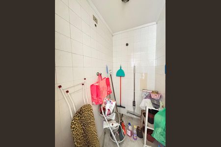 Apartamento à venda com 70m², 2 quartos e 1 vaga Apartamento à venda com 70m², 2 quartos e 1 vagaBanheiro de serviço