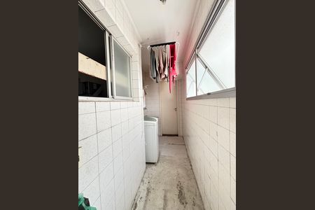 Apartamento à venda com 70m², 2 quartos e 1 vaga Apartamento à venda com 70m², 2 quartos e 1 vagaÁrea de Serviço
