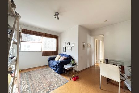 Sala de apartamento à venda com 2 quartos, 70m² em Indianópolis, São Paulo