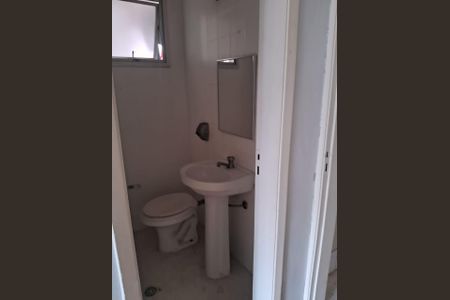 Banheiro de apartamento à venda com 2 quartos, 70m² em Indianópolis, São Paulo