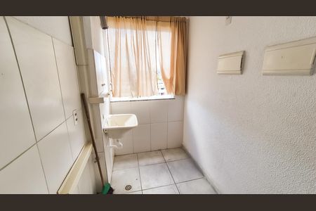 Apartamento para alugar com 40m², 2 quartos e sem vaga Apartamento para alugar com 40m², 2 quartos e sem vagaCozinha área de serviço