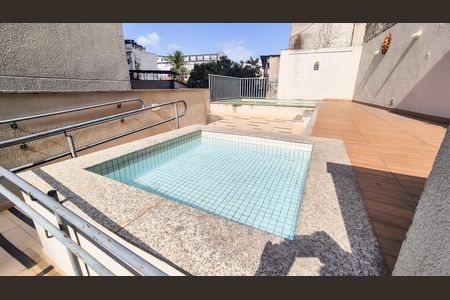 Apartamento para alugar com 40m², 2 quartos e sem vaga Apartamento para alugar com 40m², 2 quartos e sem vagaÁrea comum - Piscina