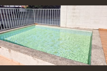 Apartamento para alugar com 40m², 2 quartos e sem vaga Apartamento para alugar com 40m², 2 quartos e sem vagaÁrea comum - Piscina