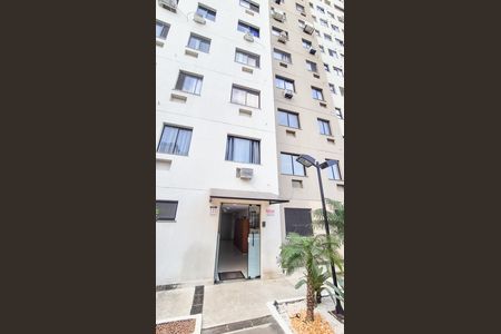 Apartamento para alugar com 40m², 2 quartos e sem vaga Apartamento para alugar com 40m², 2 quartos e sem vagaFrente do Prédio