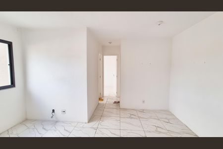Sala de apartamento para alugar com 2 quartos, 40m² em Vaz Lobo, Rio de Janeiro