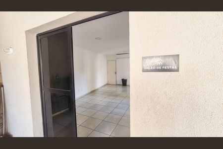 Apartamento para alugar com 40m², 2 quartos e sem vaga Apartamento para alugar com 40m², 2 quartos e sem vagaÁrea comum - Salão de festas